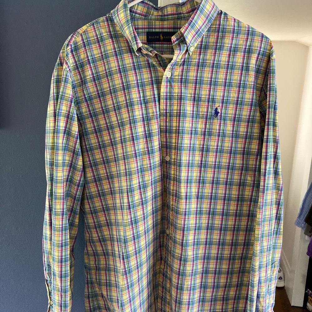 Men’s multi-color IZOD and Ralph Lauren button ups